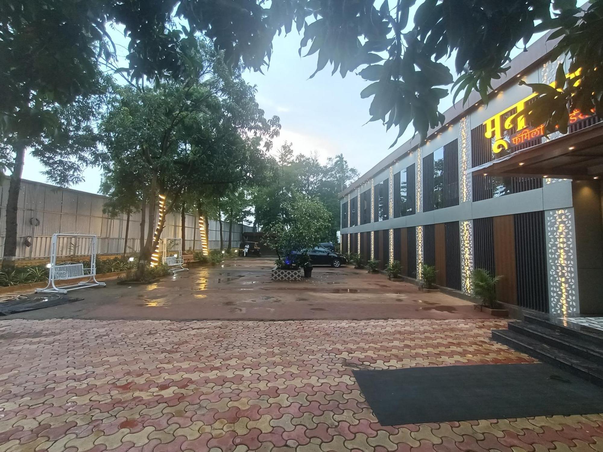 Hotel Moon Lite Residency - Marve Road Malad West Mumbai Exterior photo