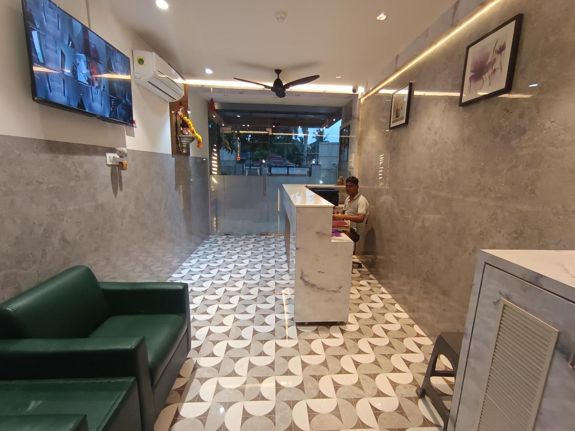 Hotel Moon Lite Residency - Marve Road Malad West Mumbai Exterior photo