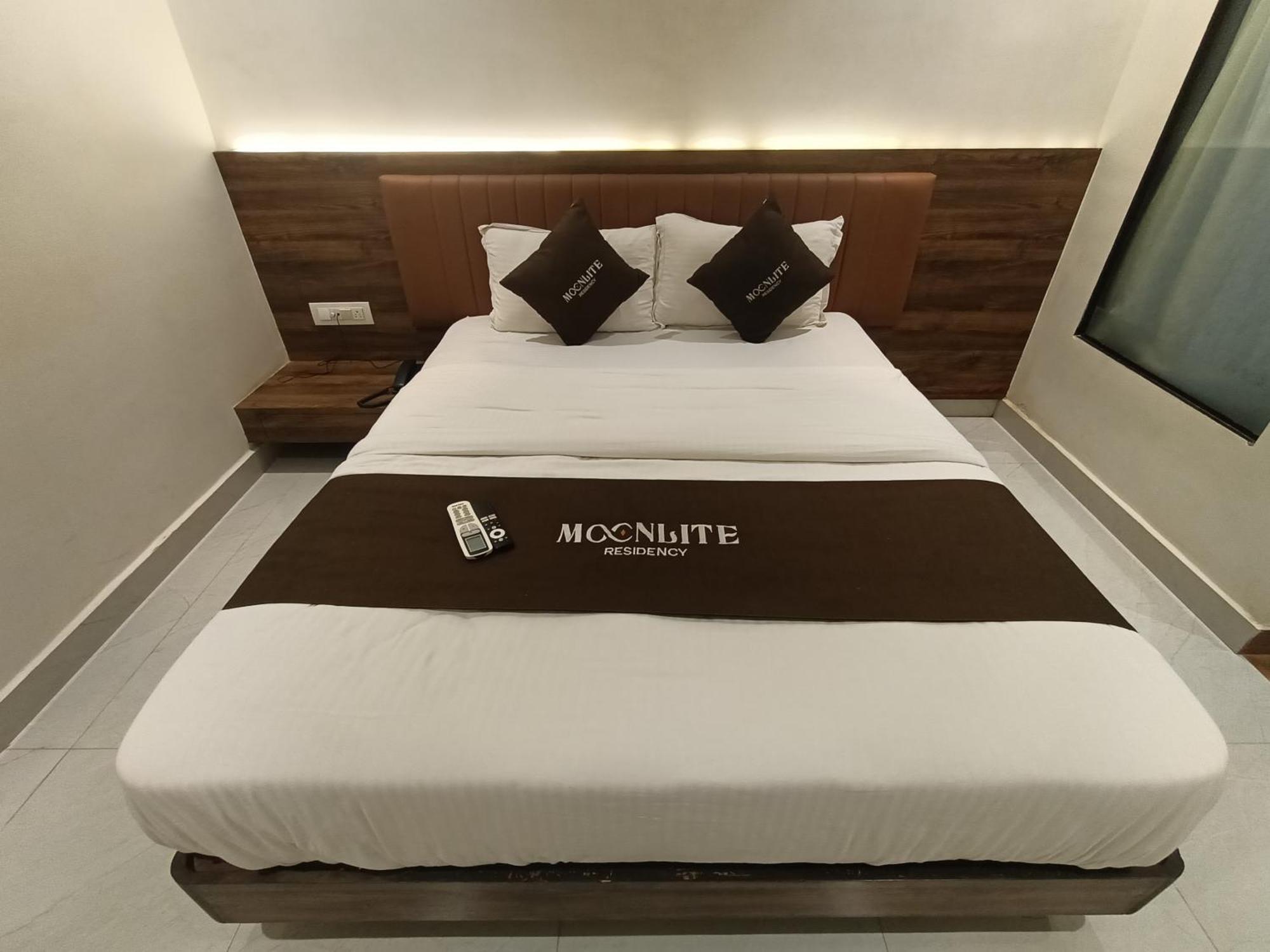 Hotel Moon Lite Residency - Marve Road Malad West Mumbai Exterior photo