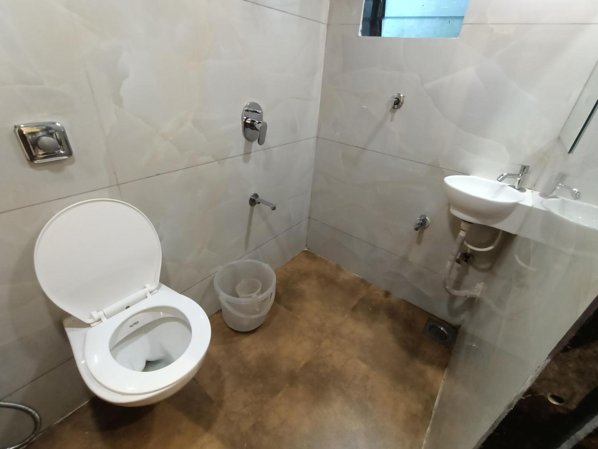 Hotel Moon Lite Residency - Marve Road Malad West Mumbai Exterior photo